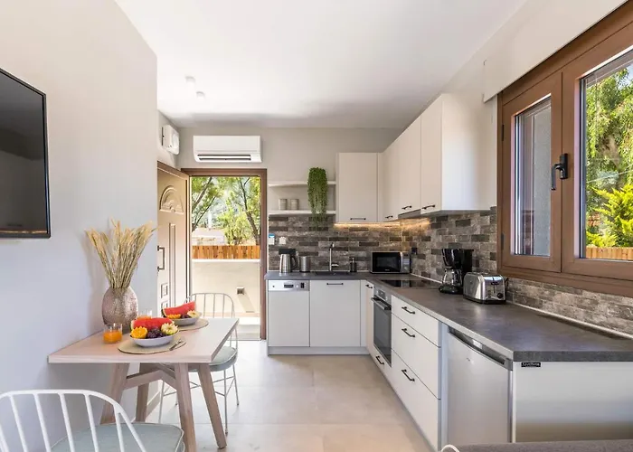 Maira Azalea By Villa